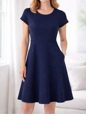 🏷️ Nicole Miller Navy Fit and Flare Dress with Pockets A Line Size M (10)